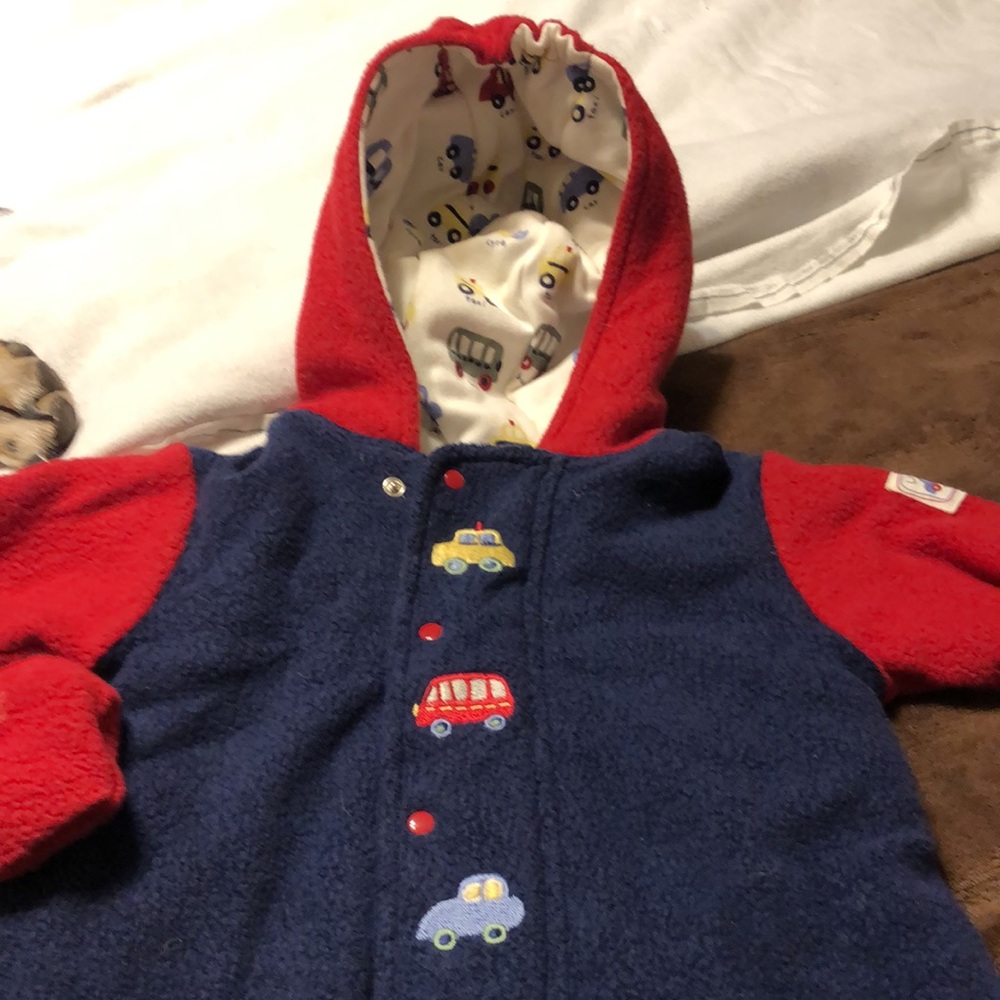 Snow Suit w/mittens 6/9 Months - Picture 2 of 6